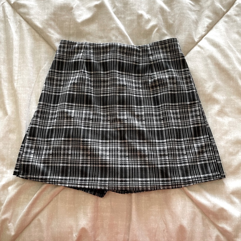 Plaid mini skort